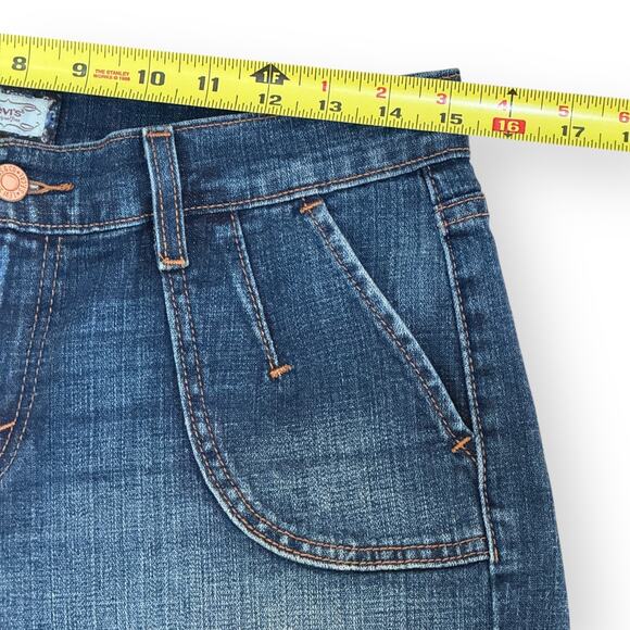 Levi’s 515 Denim Shorts Womens Size 6 Medium Wash Stretch 5" Inseam Preppy Y2K - Picture 7 of 9